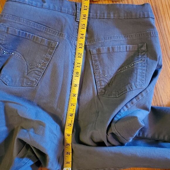 Gray Jeans  - Picture 5 of 8